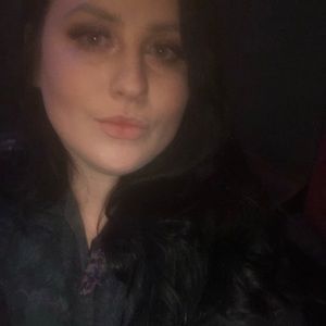 Meet your Posher, Alyson